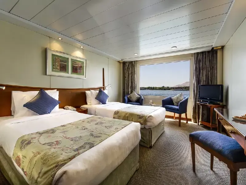 Cruzeiro Egito no Ano Novo (Mövenpick Royal Lotus ou DWA)